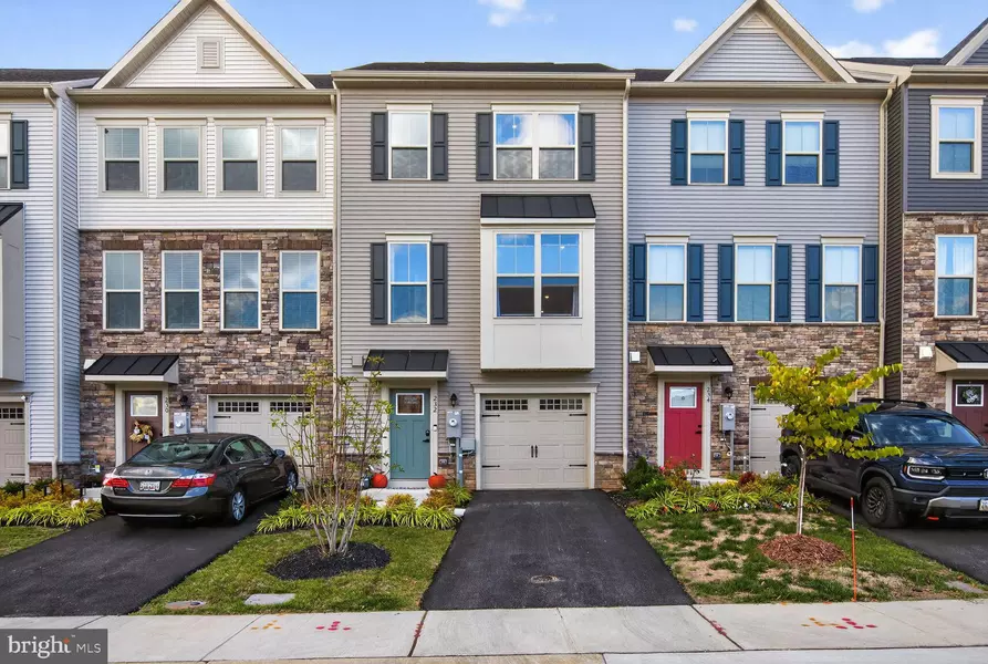 232 REFINING DR, Baltimore, MD 21225