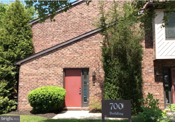 707 MOUNTAINVIEW DR #707, Chesterbrook, PA 19087