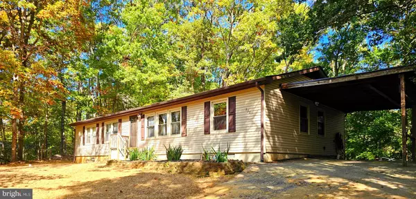 256 FRONTIER TRL, Lusby, MD 20657