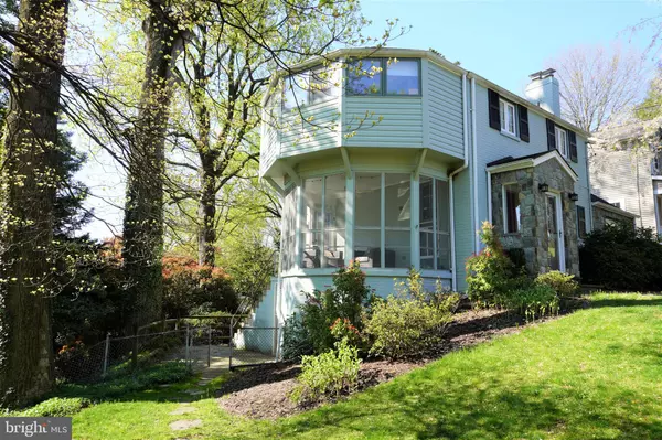 Silver Spring, MD 20901,215 CRESTMOOR CIR