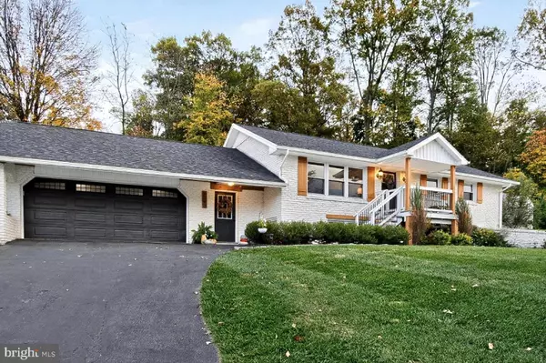 9263 E SPRINGFIELD RD, Seven Valleys, PA 17360