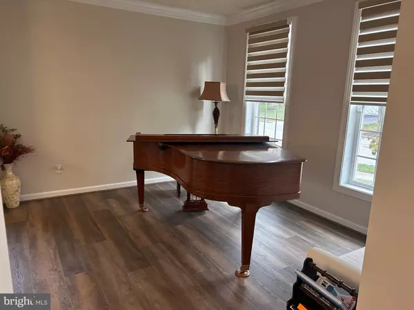 Upper Marlboro, MD 20772,15312 SIR EDWARDS DR