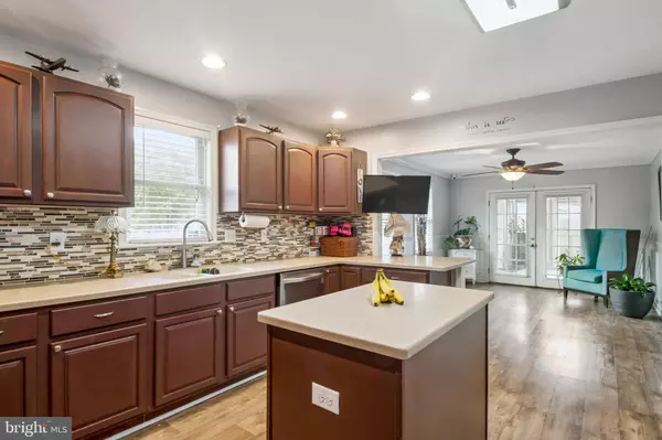 Baltimore, MD 21224,7412 POPLAR AVE