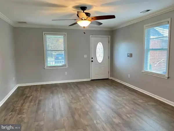 Baltimore, MD 21224,7412 POPLAR AVE