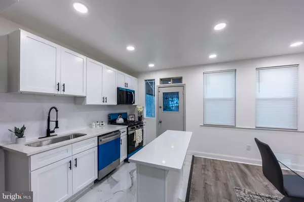Philadelphia, PA 19153,2636 S 72ND ST