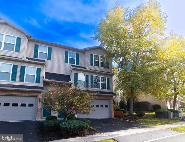 Mechanicsburg, PA 17055,580 MEADOWCROFT CIRCLE