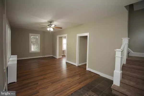 Woodbury Heights, NJ 08097,735 CHESTNUT AVE