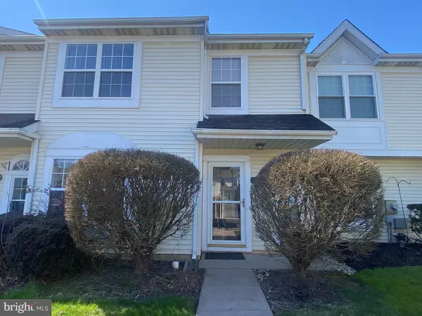 6603 COLONIAL CT, North Wales, PA 19454