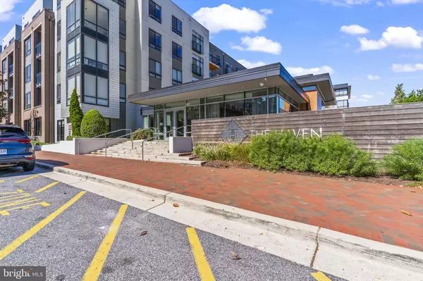 Oxon Hill, MD 20745,145 RIVERHAVEN DR #359