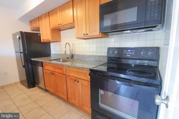 District Heights, MD 20747,6303 HIL MAR DR #2