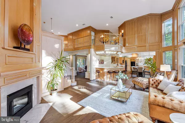 Burke, VA 22015,6507 BURKE WOODS DR