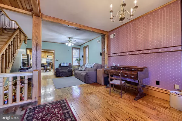 Columbia, PA 17512,305 N 7TH ST