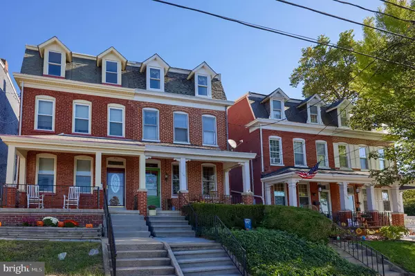 305 N 7TH ST, Columbia, PA 17512