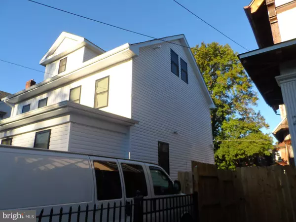 Trenton, NJ 08618,27 ATTERBURY AVE