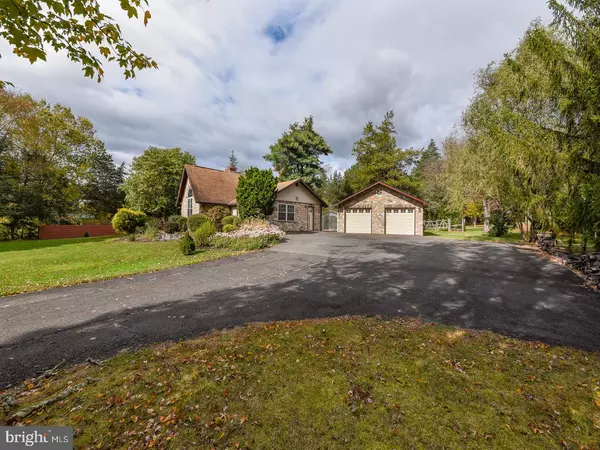 Pennsburg, PA 18073,1457 NEWMAN RD