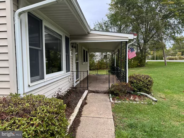 Boalsburg, PA 16827,727 E BOAL AVE