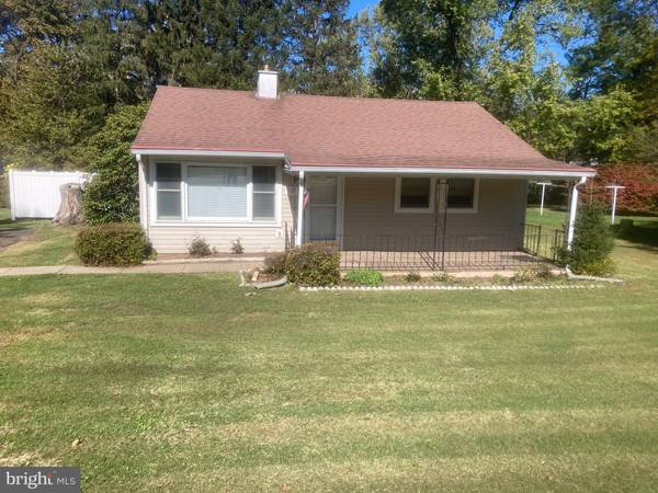 727 E BOAL AVE, Boalsburg, PA 16827