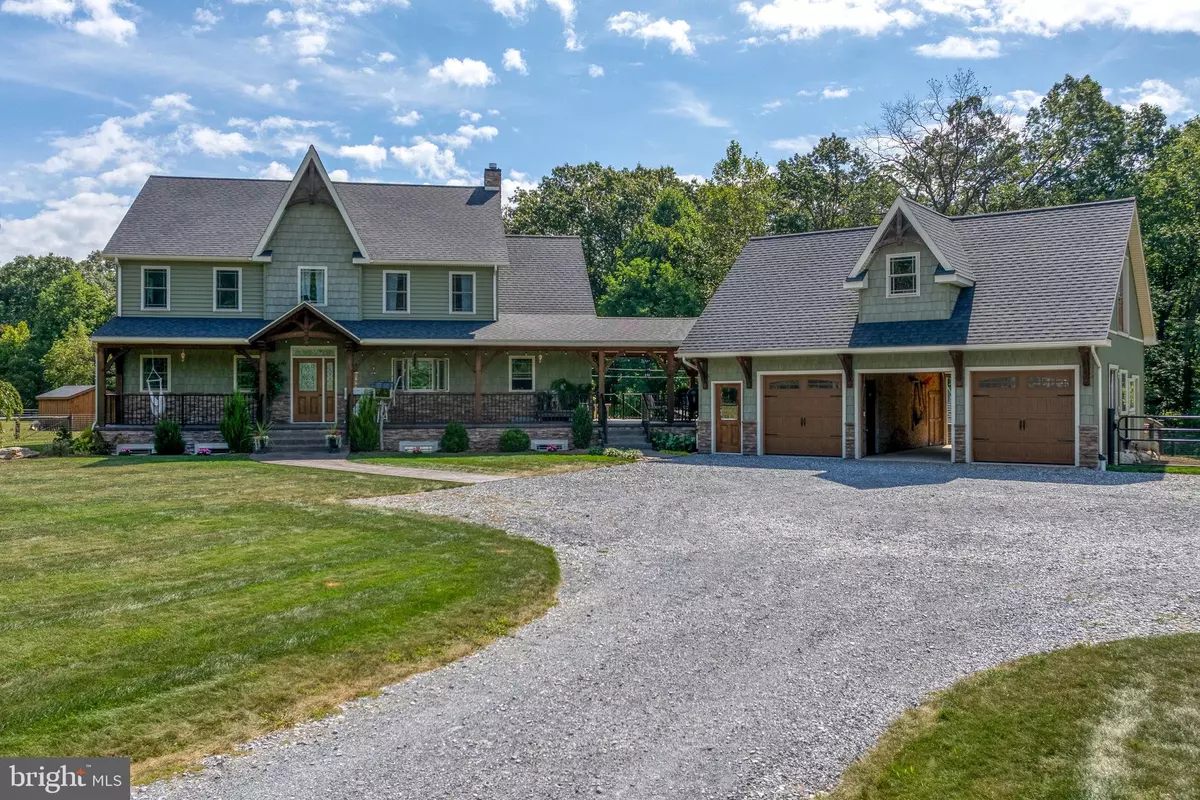 New Holland, PA 17557,5382 PAES RD