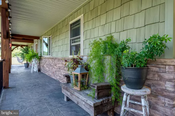 New Holland, PA 17557,5382 PAES RD