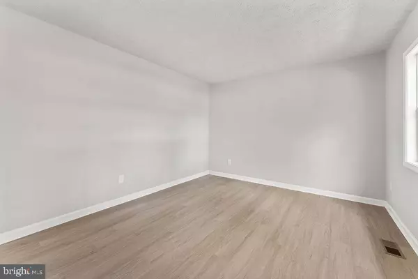 Bremo Bluff, VA 23022,37 CLOVERLEAF DR