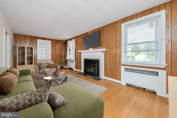 Audubon, NJ 08106,241 MANSION AVE