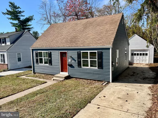 Lindenwold, NJ 08021,104 W PARK AVE