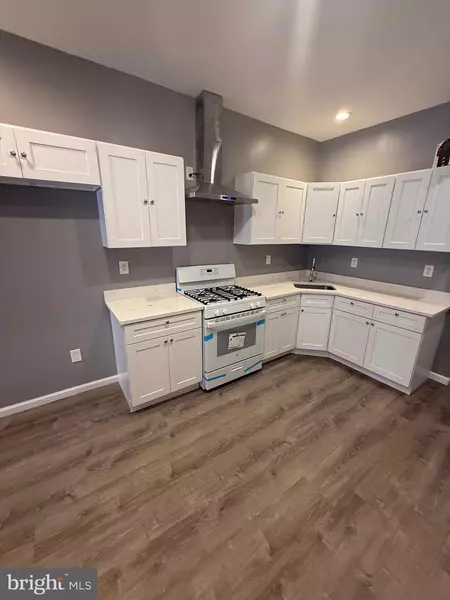 1216 MORTON ST, Camden, NJ 08104