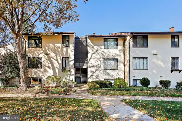 10071 WINDSTREAM DR #1, Columbia, MD 21044