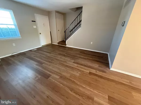 Rosedale, MD 21237,34 KING CHARLES CIR #34