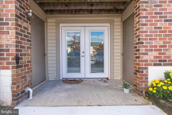 Frederick, MD 21701,823 STRATFORD WAY #A