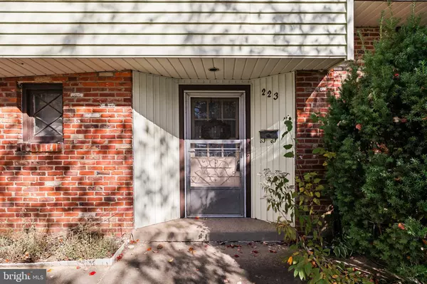 Cherry Hill, NJ 08034,223 DRAKE RD