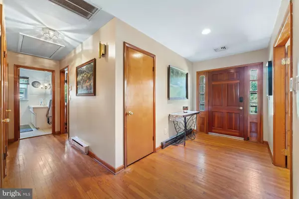 Titusville, NJ 08560,1 FABROW DR