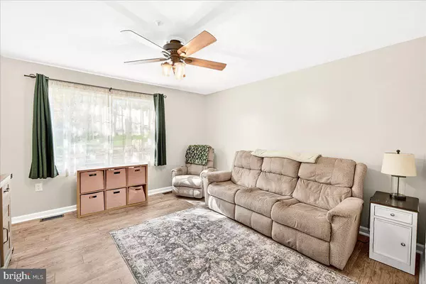 Mount Airy, MD 21771,33 N TOWNE CT