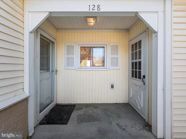 Winchester, VA 22602,128 LONGCROFT RD