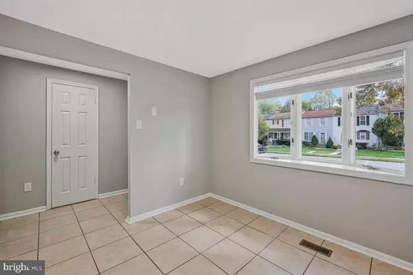 Reisterstown, MD 21136,22 CRAFTSMAN CT