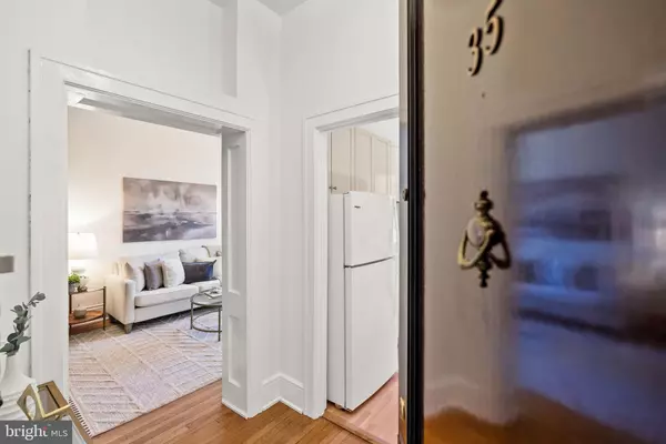 Washington, DC 20008,3039 MACOMB ST NW #35