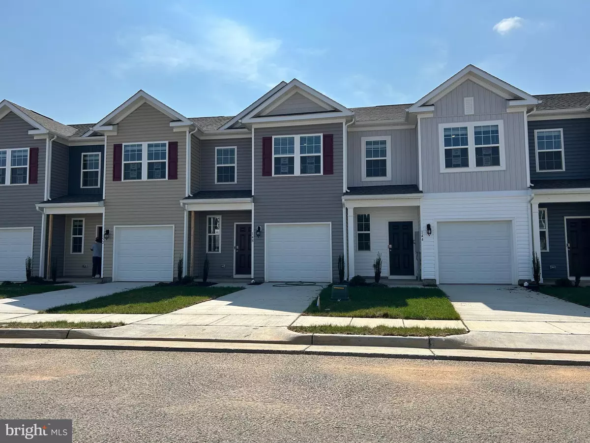 Luray, VA 22835,119 RAE CT