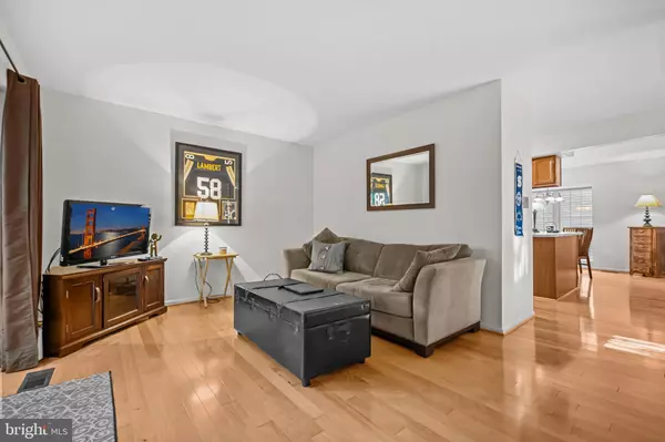 Annandale, VA 22003,4548 LITTLE RIVER RUN DR