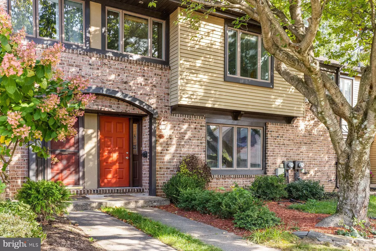Newtown, PA 18940,35 ESSEX PL