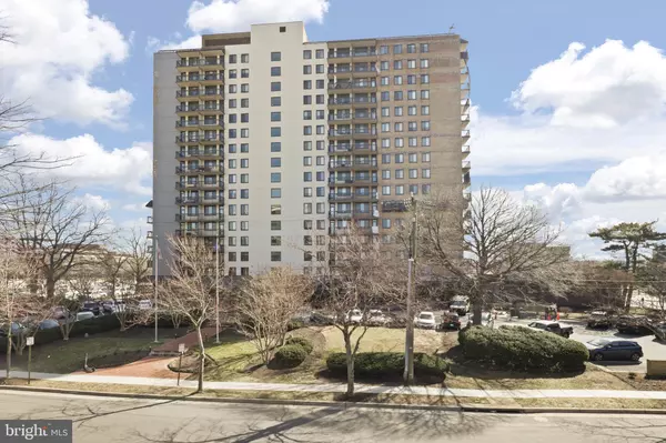 801 N PITT ST #306, Alexandria, VA 22314