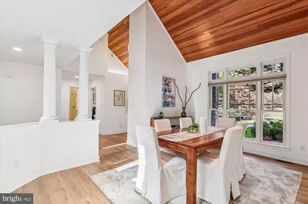 Vienna, VA 22180,1003 WARE ST SW