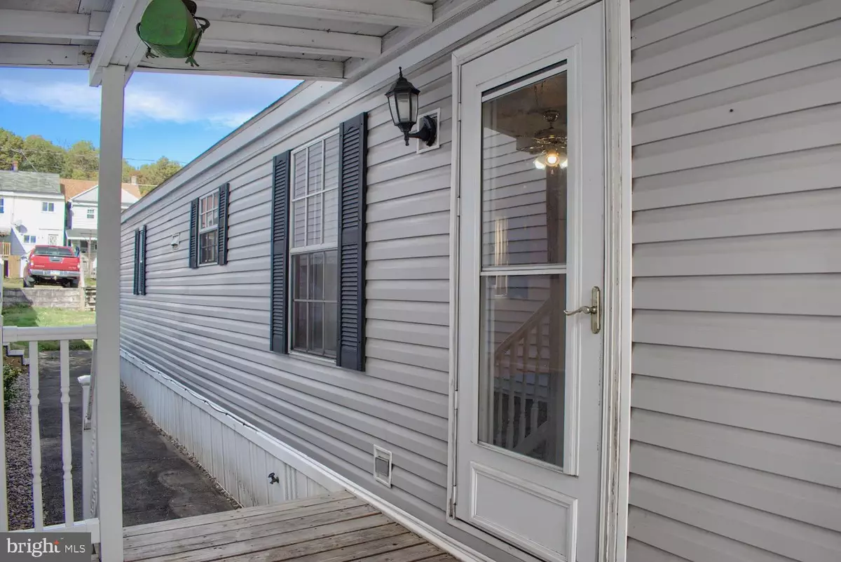 Mount Carmel, PA 17851,129 SAYLOR ST W