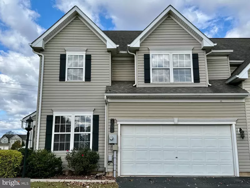 2509 VILLAGE RD, Dover, PA 17315