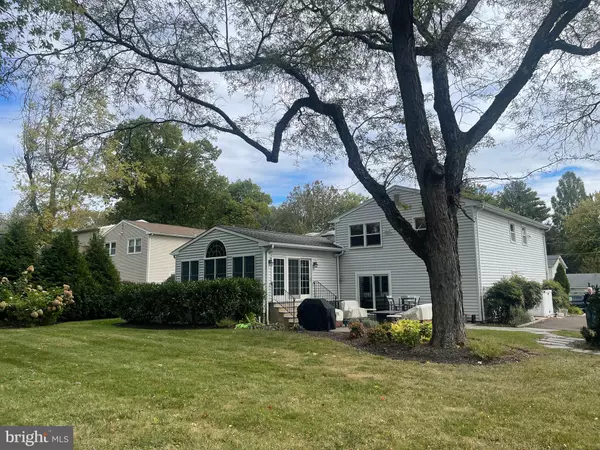 Dresher, PA 19025,1212 DUNCAN DR