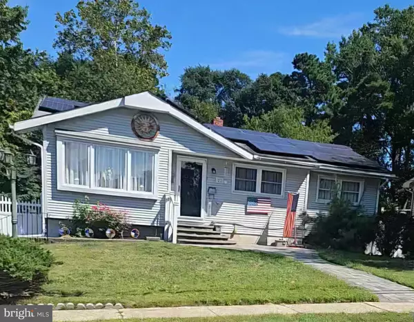 22 WOODBROOK RD, Blackwood, NJ 08012