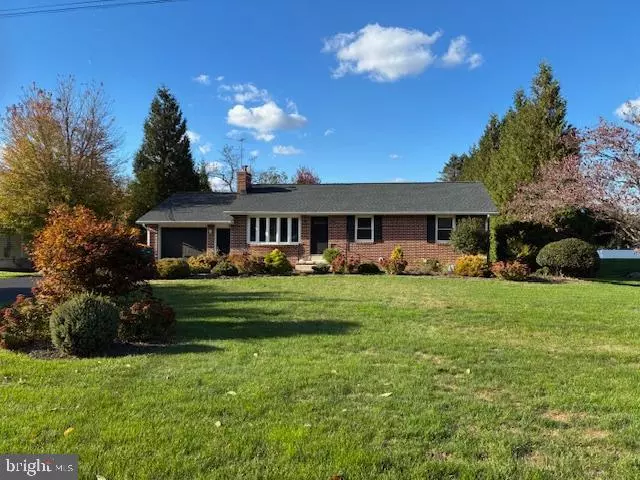 Carlisle, PA 17015,418 HEISERS LANE