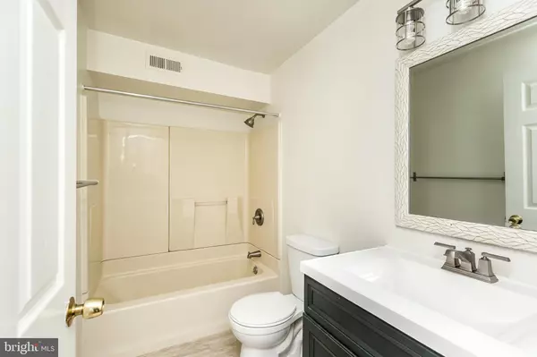 Baltimore, MD 21230,1458 RIVERSIDE AVE #2C