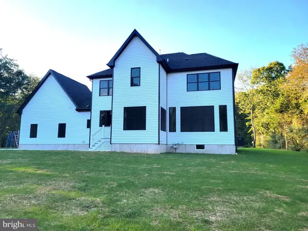 Vineland, NJ 08361,4517 ASCHER RD