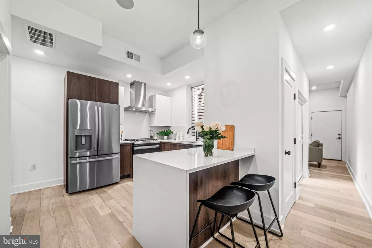 Philadelphia, PA 19146,1513 CHRISTIAN STREET #5