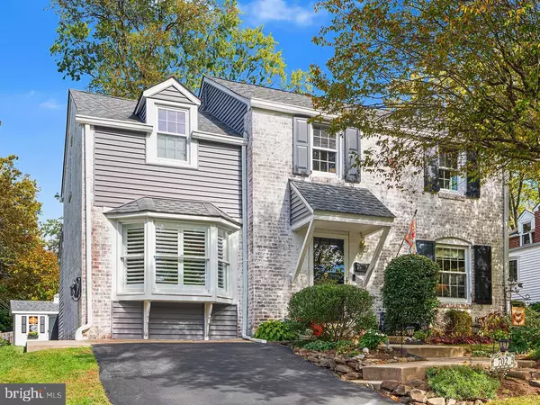 Erdenheim, PA 19038,702 GLENDALOUGH RD